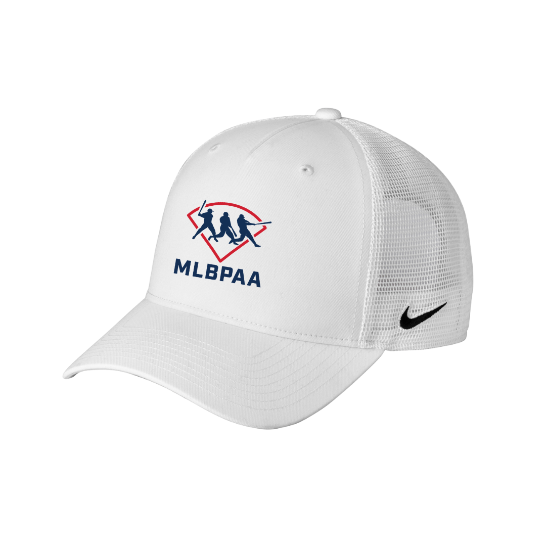 Nike Snapback Mesh Trucker Cap